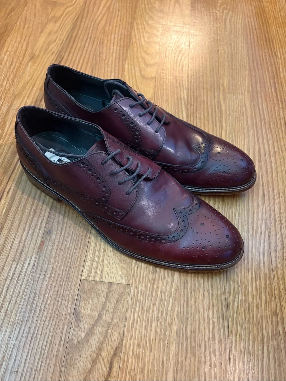 Joseph Abboud Men's Burgundy Wingtip Leather Oxfords